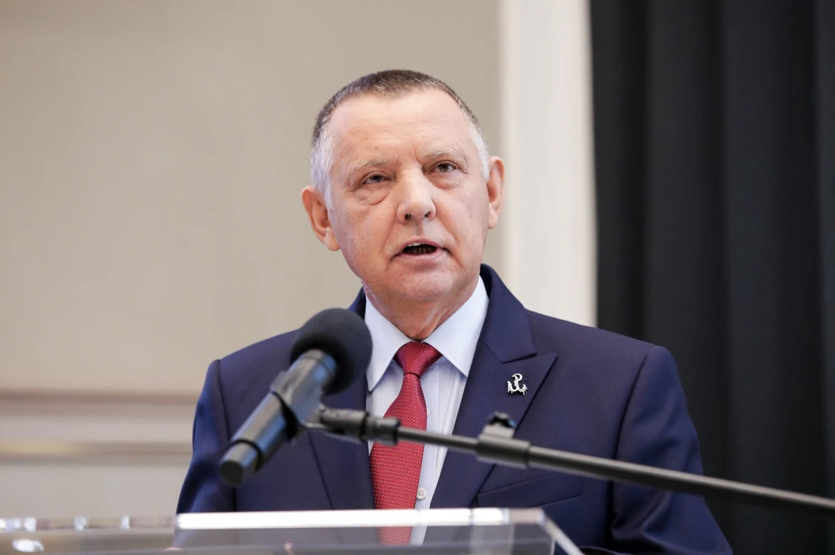 Kancelaria Prezesa Rady Ministrów nie wywiązała się należycie ze swoich obowiązków i nie zadbała o efektywne zarządzanie funduszem - wynika z raportu NIK dotyczącego Funduszu Przeciwdziałania Covid-19. Ustalenia kontroli zostały przekazane do CBA. 