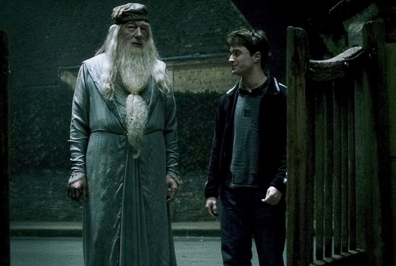 Odtwórca roli Harry'ego Pottera, Daniel Radcliffe, pożegnał zmarłego w czwartek Michaela Gambona, pamiętnego odtwórcę roli Albusa Dumbledore'a, nazywając go "jednym z najgenialniejszych i najbardziej naturalnych aktorów", z jakimi miał przywilej pracować.