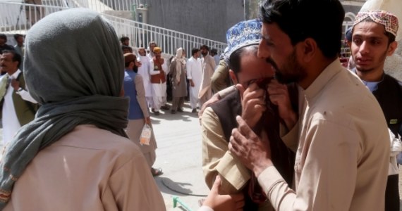 Co najmniej 52 osoby zginęły, a 58 zostało rannych w ataku na zgromadzenie religijne z okazji urodzin proroka Mahometa w prowincji Beludżystan na południowym wschodzie Pakistanu - poinformował Reuters, powołując się na lokalną policję. Przekazała ona, że był to atak samobójczy.