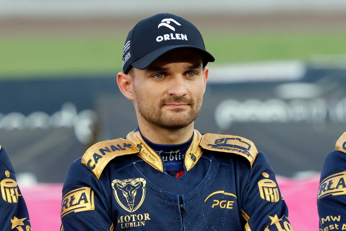 Wieczorem w Toruniu odbędą się ostatnie w tym sezonie zawody żużlowej Grand Prix. Rozstrzygnie się kwestia tytułu mistrza świata. Najbliżej sukcesu jest Bartosz Zmarzlik, ale Polaka chce na finiszu sezonu prześcignąć Szwed Fredrik Lindgren.