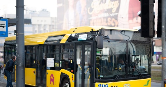 Kłopoty z kupowaniem biletów komunikacji miejskiej na terenie górnośląsko-zagłębiowskiej metropolii. ​Wszystko z powodu awarii nowej aplikacji TRANSPORT GZM, która zastąpiła dawną kartę ŚKUP.