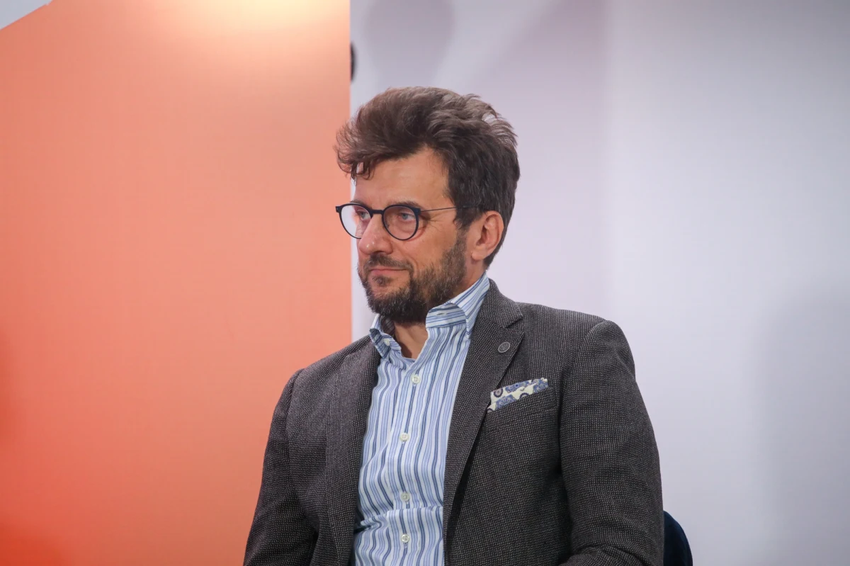 Katalin Kariko i Drew Weissman powinni zostać uhonorowani Nagrodą Nobla, ale zdumiewające jest to, jak szybko po wprowadzeniu opracowanych przez nich innowacji ta nagroda została przyznana - tak prof. Paweł Włodarski, kierownik Zakładu Metodologii Badań Naukowych Warszawskiego Uniwersytetu Medycznego, komentuje w Radiu RMF24 przyznanie Węgierce i Amerykaninowi Nobla w dziedzinie medycyny. Warto dodać, że te prace były warte nagrody, tak czy owak - podkreśla prof. Włodarski. 