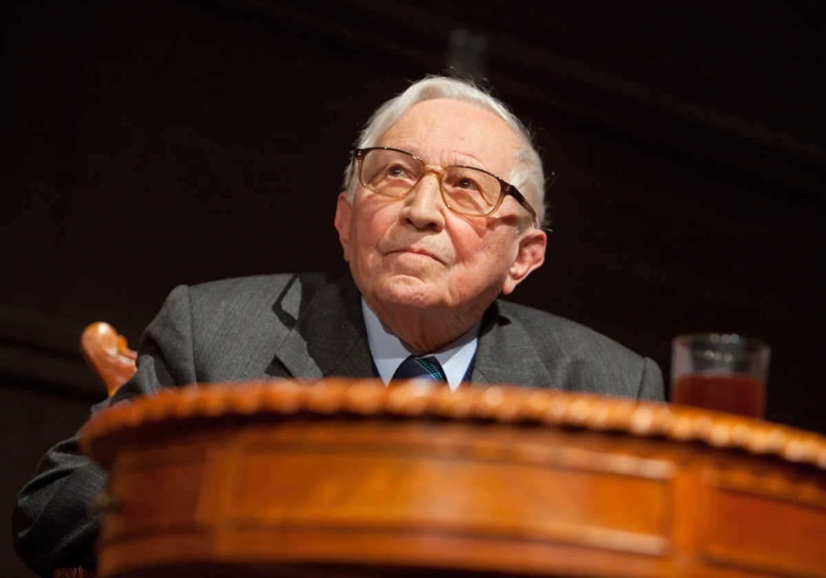 ​Trzy sztuki teatralne: "Dobre papiery" Anny Wakulik, "Pray the Gay Away" Michała Kordy oraz "Szwaczka" Łukasza Barysa znalazły się w finale drugiej edycji Konkursu o Nagrodę Dramaturgiczną im. Tadeusza Różewicza - poinformował organizujący konkurs Teatr Miejski w Gliwicach.