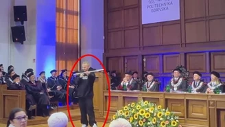 Profesor przyszedł na inaugurację roku w dresie. Nagle zwrócił się do biskupa