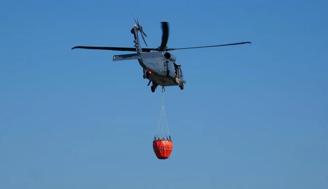 Pożar w parku narodowym. Dziesiątki strażaków i Black Hawk