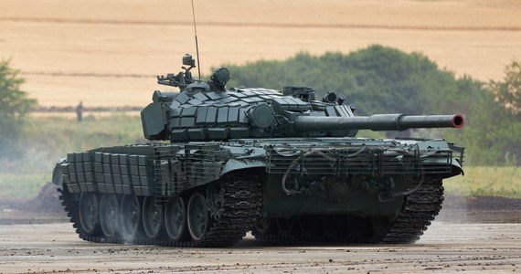 Czołgi T-72B3 są produkowane przez koncern Uralwagonzawod. W związku z tym, że jest to jedna z nowszych rosyjskich maszyn, Ukraińcy nie mają dużego doświadczenia w jej naprawie. Pewien ukraiński czołgista postanowił obejść problemy w kreatywny sposób...