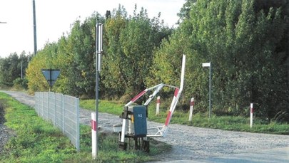 Uszkodził traktorem rogatki i odjechał