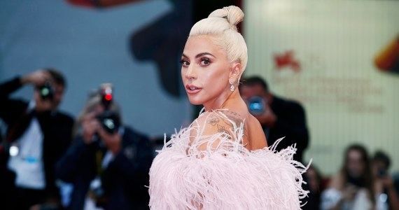 Sąd zdecydował, że piosenkarka Lady Gaga nie musi płacić 500 000 dolarów nagrody kobiecie, która przyprowadziła na policyjny komisariat jej psy. Zwierzęta zostały skradzione w 2021 roku.