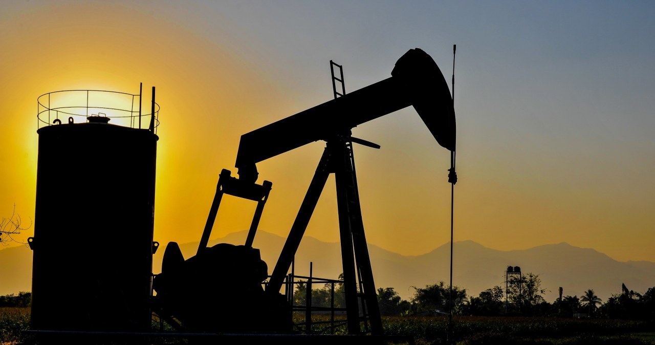 Złoto, srebro, ropa w górę. Jest reakcja rynków po ataku na Iran