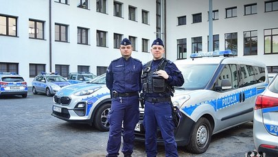 Dramatyczna interwencja policjantów. Uratowali schorowanego 54-latka