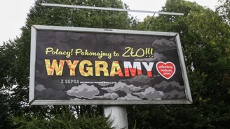 Rozwiesił billboardy w całej Polsce. Odpowiada na zarzut o skojarzenia