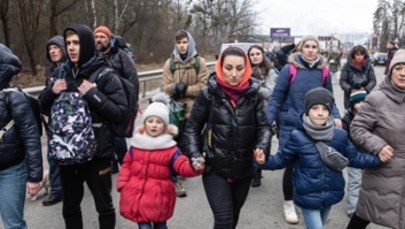 Polacy podzieleni ws. dalszej pomocy dla uchodźców z Ukrainy [SONDAŻ]