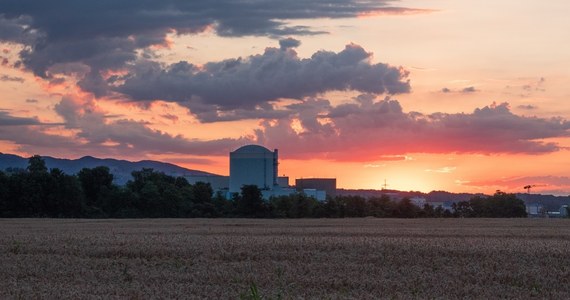 Elektrownia jądrowa w Krsko na wschodzie Słowenii zostanie wyłączona w czwartek z powodu wycieku w systemie chłodzenia reaktora – poinformowała po południu agencja STA, powołując się na oświadczenie operatora elektrowni.
