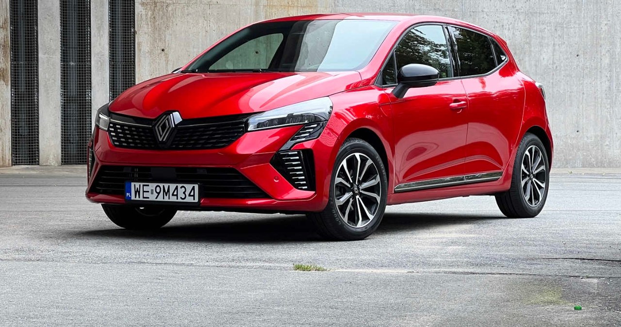 Clio najlepiej sprzedającym się samochodem w Europie. "Wielki” powrót Tesli