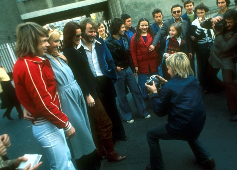 Rok 1976 był wyjątkowy dla szwedzkiego zespołu. W sierpniu ABBA wydała piosenkę "Dancing Queen", która okazała się ich największym przebojem. U szczytu sławy przyjechali do Polski.