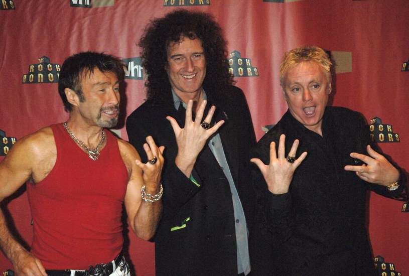 Paul Rodgers w kolejnym wywiadzie promującą jego nowy album wspomniał czteroletnią współpracę z muzykami Queen. Lider grupy Bad Company przyznaje, że choć brano go za następcę Freddiego Mercury'ego, ten nigdy nie chciał nim być.