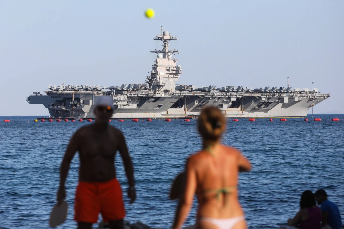 Administracja prezydenta USA Joe Bidena potrzebuje uchwalenia dodatkowych środków przez Kongres, by mogła wspierać jednocześnie Izrael i Ukrainę - powiedziała w poniedziałek sekretarz sił lądowych Christine Wormuth. Według administracji wojna między Izraelem i palestyńskim Hamasem może potrwać długo i wymagać zwiększenia dostaw precyzyjnych pocisków.