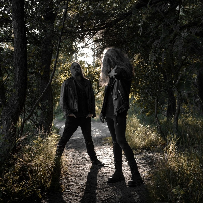 Fiński Convocation wydał nowy singel. "Graveless Yet Dead" usłyszymy na nowej płycie duetu z Helsinek.