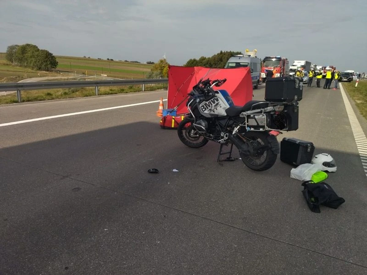 Tragedia na autostradzie A1 koło Woźnik w Śląskiem. W wypadku zginął 39-letni motocyklista.