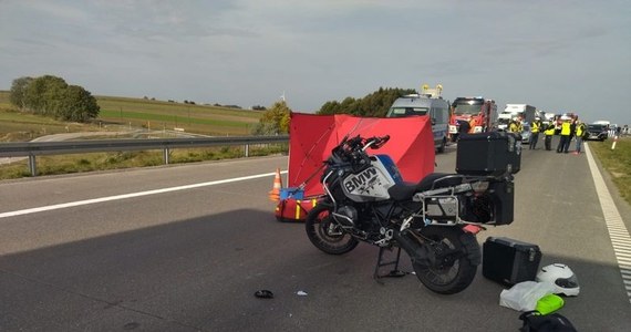 Tragedia na autostradzie A1 koło Woźnik w Śląskiem. W wypadku zginął 39-letni motocyklista.