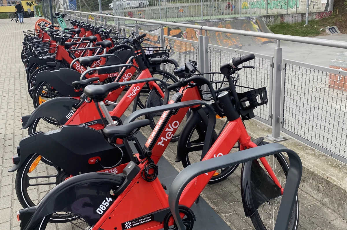 Ogromna skala zniszczeń rowerów MEVO. Podczas pierwszych tygodni testów uszkodzonych zostało 315 jednośladów.