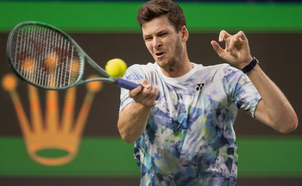 Hubert Hurkacz awansował do półfinału turnieju ATP w Szanghaju. W ćwierćfinale rozstawiony z numerem 16 najlepszy polski tenisista wygrał 4:6, 6:1, 6:3 z Węgrem Fabianem Marozsanem.