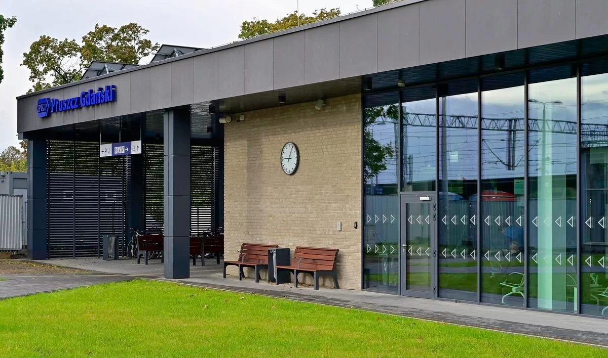 Zakończyła się budowa dworca kolejowego w Pruszczu Gdańskim. Łączny koszt przedsięwzięcia wyniósł ok. 9,1 mln zł - poinformowało w czwartek biuro prasowe Polskich Kolei Państwowych.