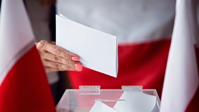 Polonia wraca do kraju na głosowanie. Które miasta są w czołówce?