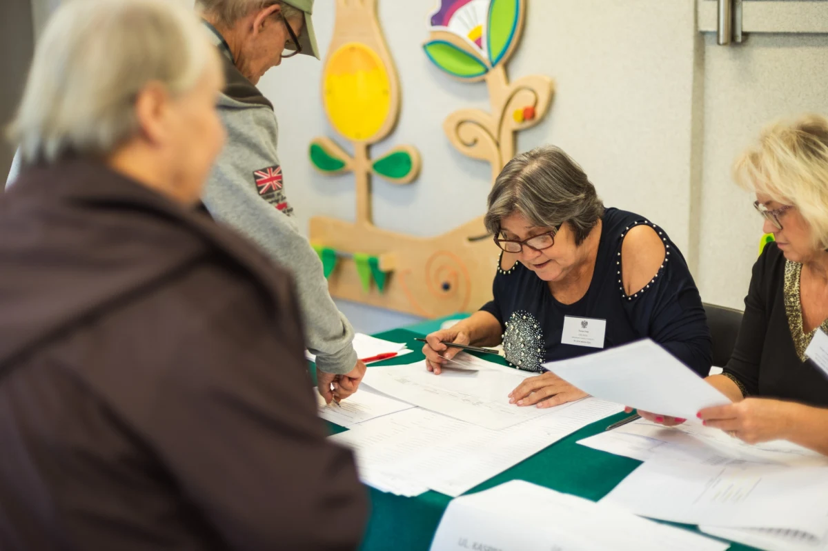 ​Już ponad 62 tysiące osób dopisało się do spisu wyborców we Wrocławiu. Tylko wczoraj zrobiło to ponad 8 tysięcy osób. To kilkakrotnie więcej niż podczas poprzednich wyborów.