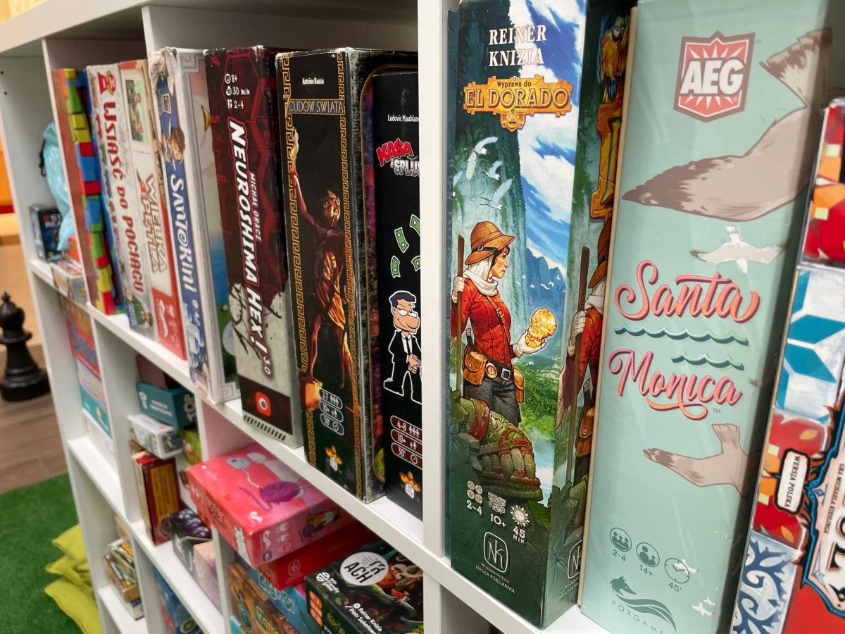​Wolontariusze z Fundacji Animatorów i Twórców Kultury TRACH w Lublinie zapraszają na weekend z planszówkami. Spotkacie ich w galerii Felicity. Do dyspozycji graczy będzie ponad 100 tytułów.