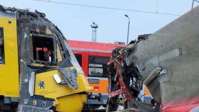 ​Zderzenie pociągów w Gdyni: Policja apeluje do pasażerów