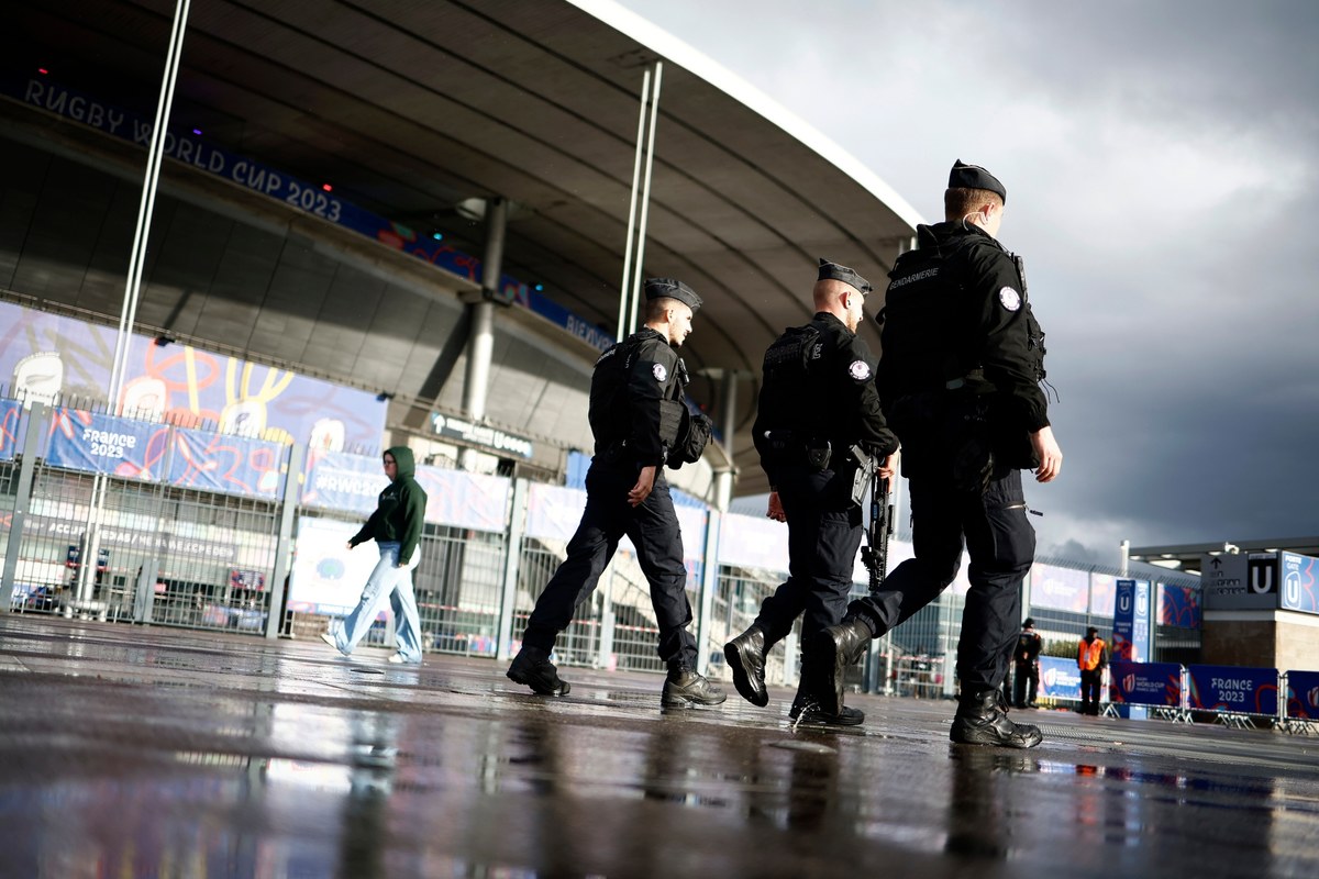 Czy krwawy atak islamskiego terrorysty na liceum w Arras we Francji był częścią prowadzonej przez Rosję wojny hybrydowej? To pytanie stawiają paryscy obserwatorzy po ujawnieniu przez francuskie służby specjalne nowych informacji na temat sprawcy zamachu.