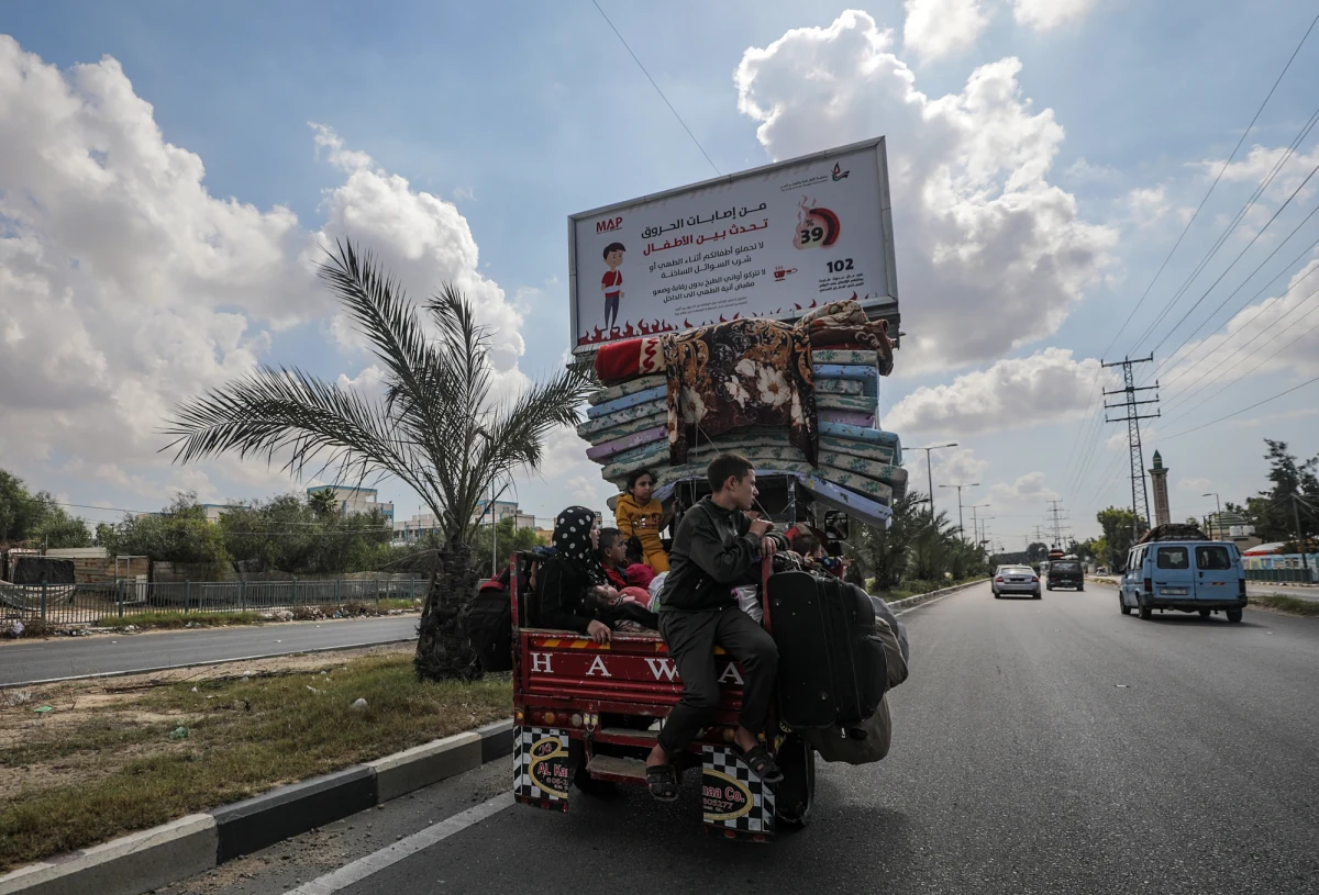 Gideon Sa’ar, minister w gabinecie premiera Izraela Benjamina Netanjahu, oświadczył w izraelskiej telewizji, że palestyński Hamas musi zostać zniszczony, aby nigdy więcej nie zagrażał państwu żydowskiemu. Dodał, że będzie to lekcja dla całego regionu.