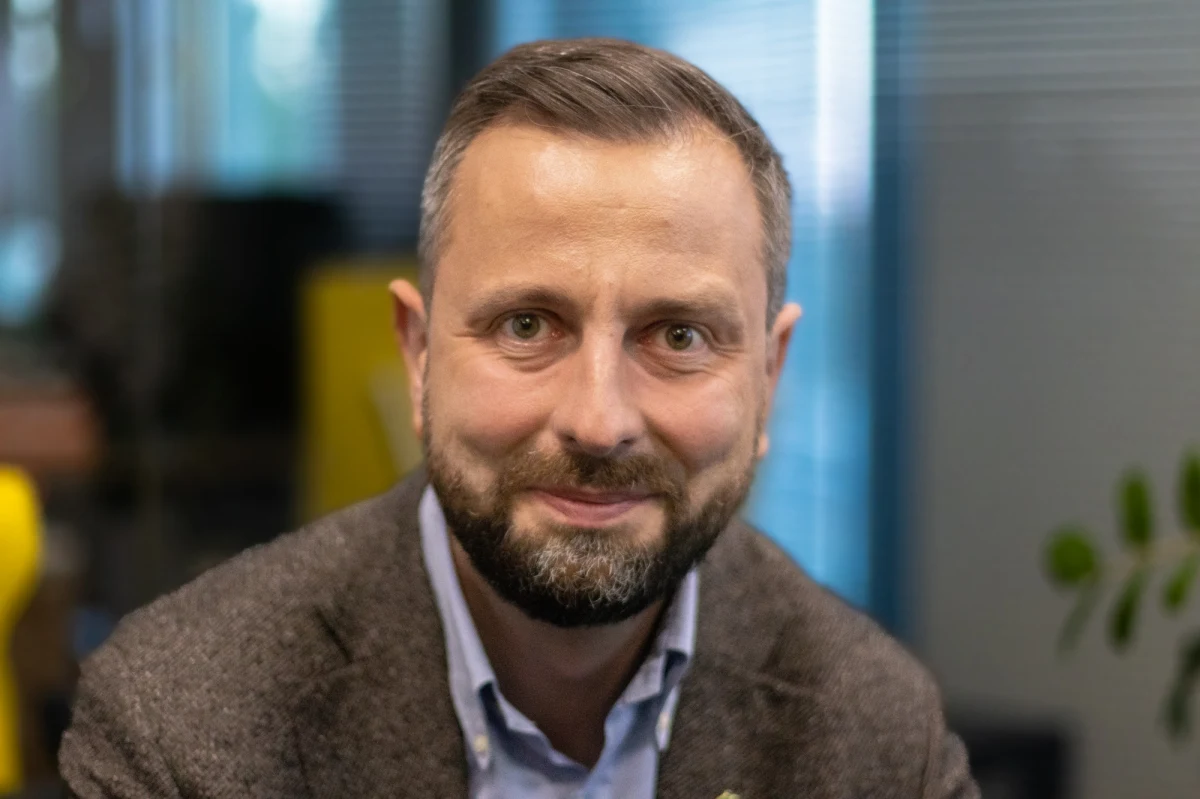 "Ci, którzy na nas głosowali, chcą zmiany rządu, odsunięcia PiS-u od władzy" - mówił w specjalnej powyborczej Rozmowie w RMF FM prezes Polskiego Stronnictwa Ludowego i jeden z liderów Trzeciej Drogi - Władysław Kosiniak-Kamysz. "Wykluczam koalicję z PiS-em. Szliśmy z hasłem "Albo Trzecia Droga, albo trzecia kadencja PiS-u". To hasło bardzo mocno przemówiło do wielu wyborców" - podkreślał. 