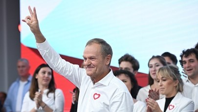 Tusk: Wygrała demokracja. Odsunęliśmy ich od władzy
