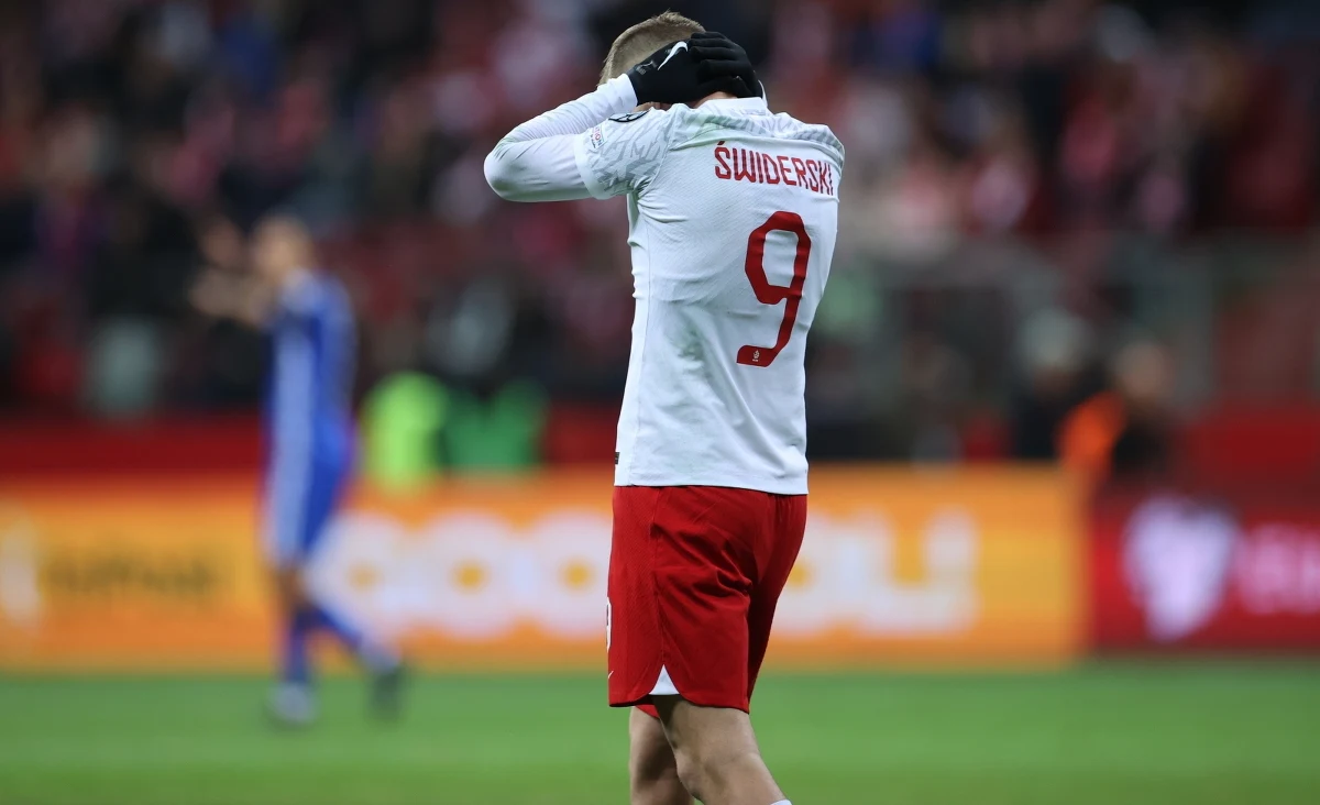 Polska zremisowała z Mołdawią 1:1 (0:1) w meczu eliminacji piłkarskich mistrzostw Europy, który odbył się w Warszawie. Bramkę dla gości zdobył Ion Nicolaescu, a wyrównał w drugiej połowie Karol Świderski.