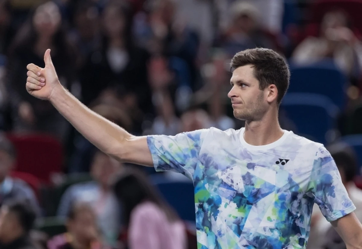 Hubert Hurkacz po wygraniu turnieju ATP Masters 100 w Szanghaju awansował z 17. na 11. miejsce w rankingu tenisistów. Prowadzi nadal Serb Novak Djokovic. Polak jest także 11. w zestawieniu Race to Turin, które wyłoni ośmiu uczestników turnieju masters.