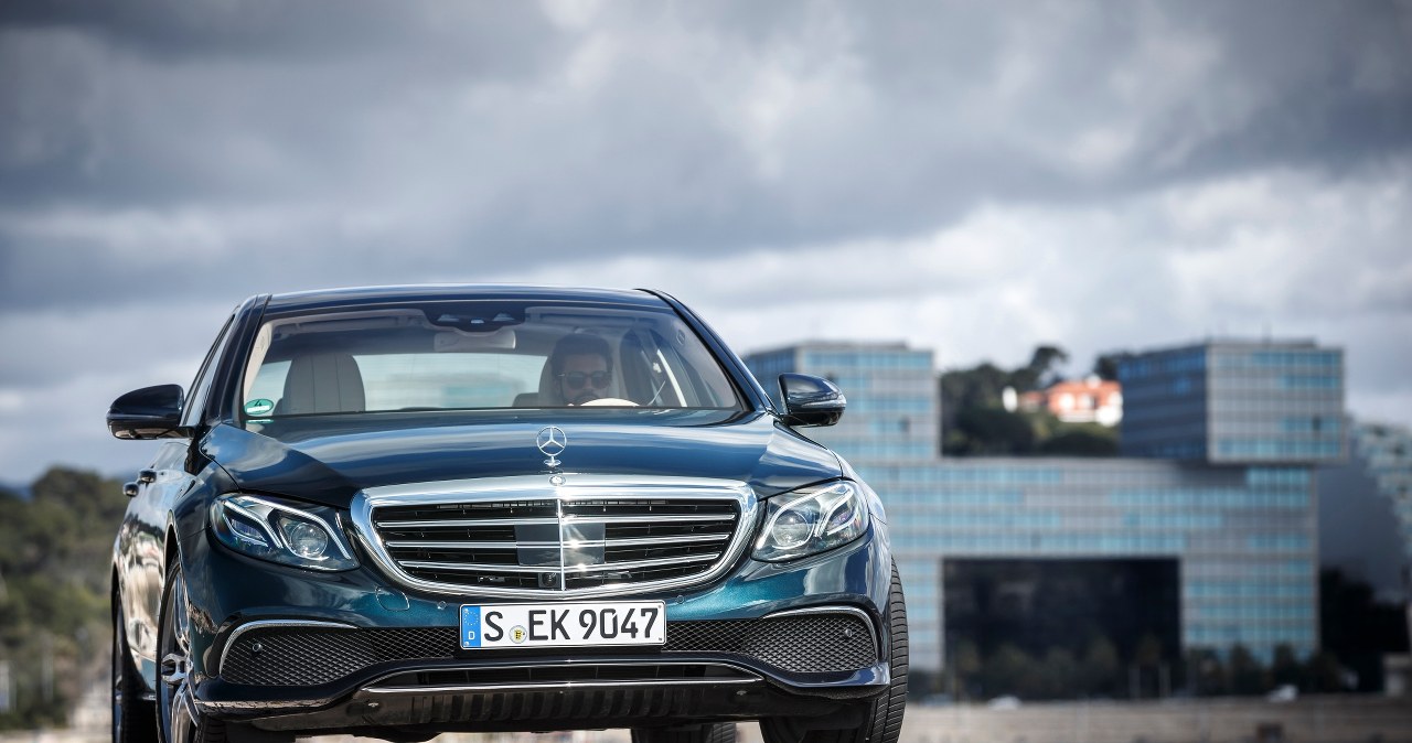 Używany Mercedes Klasy E W213. Diesel OM654 ma słaby punkt