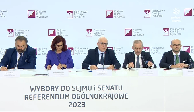 Konferencja PKW. Najnowsze wyniki wyborów do Sejmu z ponad 85 proc. komisji wyborczych