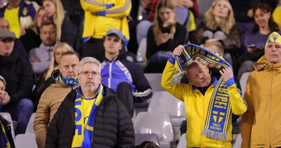 Dwaj szwedzcy kibice zostali zamordowani przez terrorystę we wtorkowy wieczór w Brukseli. Mecz eliminacji Euro 2024 pomiędzy Belgią a Szwecją został przerwany. Tuż przed północą kibice zaczęli opuszczać stadion.