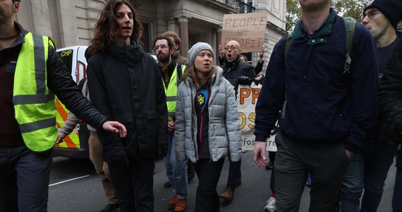 Szwedzka aktywistka klimatyczna Greta Thunberg została we wtorek zatrzymana przez policję w Londynie w czasie protestu przeciw konferencji firm z sektora naftowo-gazowego, która odbywa się w jednym z hoteli w tym mieście - podał Reuters, powołując się na świadków.