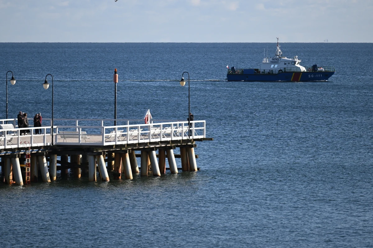 Nurkowie minerzy pomyślnie zakończyli akcję. Mina morska i bomba lotnicza znalezione na dnie Zatoki Gdańskiej skutecznie zostały zneutralizowane - poinformowała rzeczniczka Urzędu Morskiego w Gdyni Magdalena Kierzkowska.