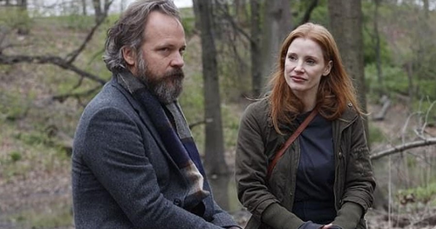 “Memory”: Wyjście z mroku.  Jessica Chastain and Peter Saarsgard as Zycovic