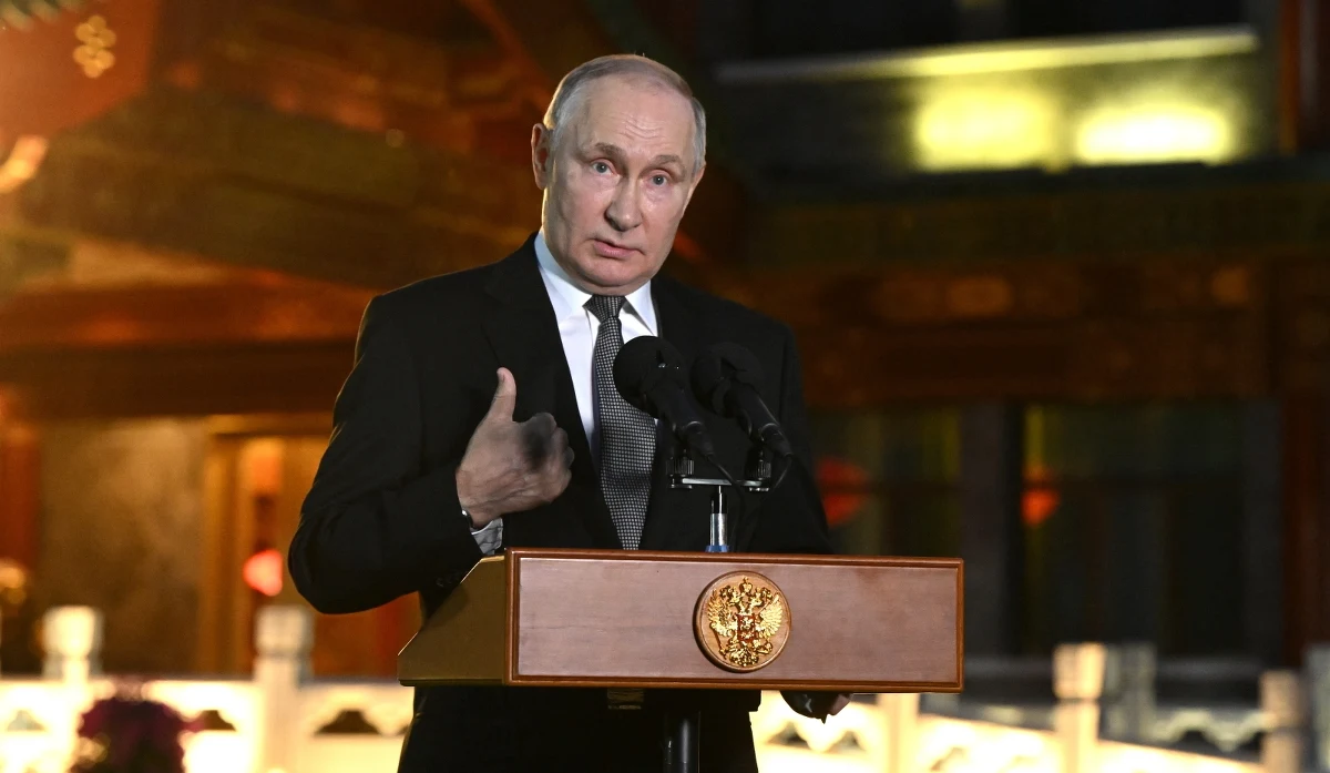 We wtorek światło dzienne ujrzała informacja, że Ukraińcy po raz pierwszy - z sukcesem - użyli rakiet dalekiego zasięgu ATACMS. Wykorzystano je do ataków na lotniska w okupowanych miastach Berdiańsk i Ługańsk. Rosjanie zawsze twierdzili, że przekazanie tego typu uzbrojenia będzie przekroczeniem czerwonej linii. Czy na pewno? Do sprawy odniósł się Władimir Putin.