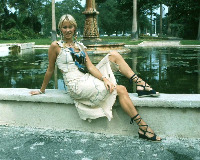 Do sprzedaży trafiła płyta "A+" Agnethy Fältskog będąca nową wersją solowego albumu "A" sprzed dekady. Tym samym wokalistka znana z grupy ABBA postanowiła odświeżyć swoje piosenki, nagrywając na nowo i rozbierając każdy utwór na części pierwsze. Dodatkowo opublikowała premierowy singel "Where Do We Go From Here?".