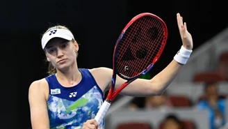 Rybakina przegrała z Sabalenką na trawie. Zaraz Wimbledon, a tak spędza czas