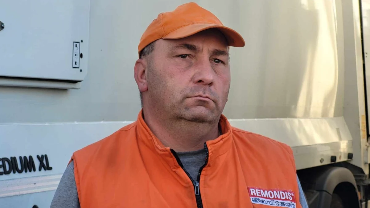 "Ja go od tyłu zaszedłem i uderzyłem w łydkę" - tymi słowami Grzegorz Konopczyński relacjonuje obezwładnienie 71-latka, który ugodził nożem 5-letnie dziecko. Jak dodaje, "ostatnie słowa, które powiedzieli ratownicy (zabierający rannego chłopca - red.) to 'nie czuć pulsu'".