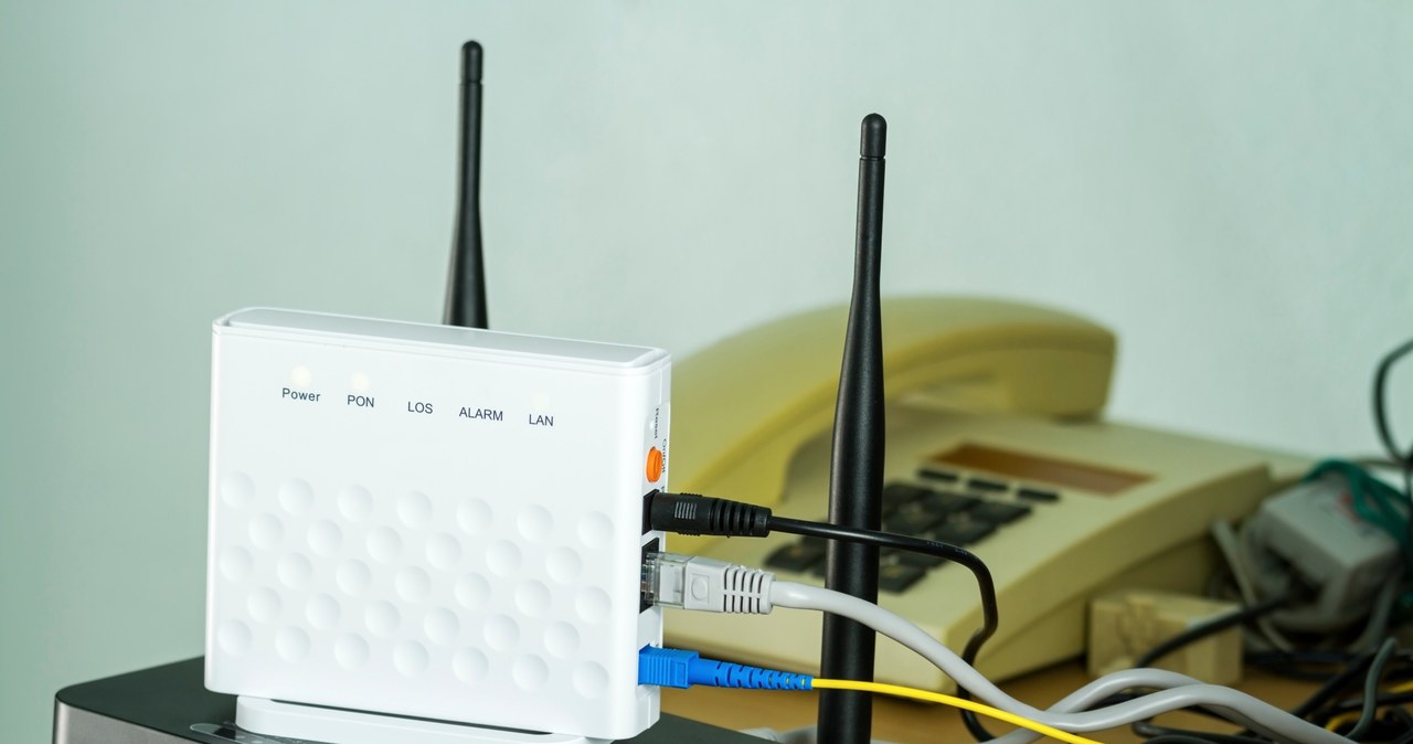 Move your router.  5 mistakes that destroy your home WiFi network