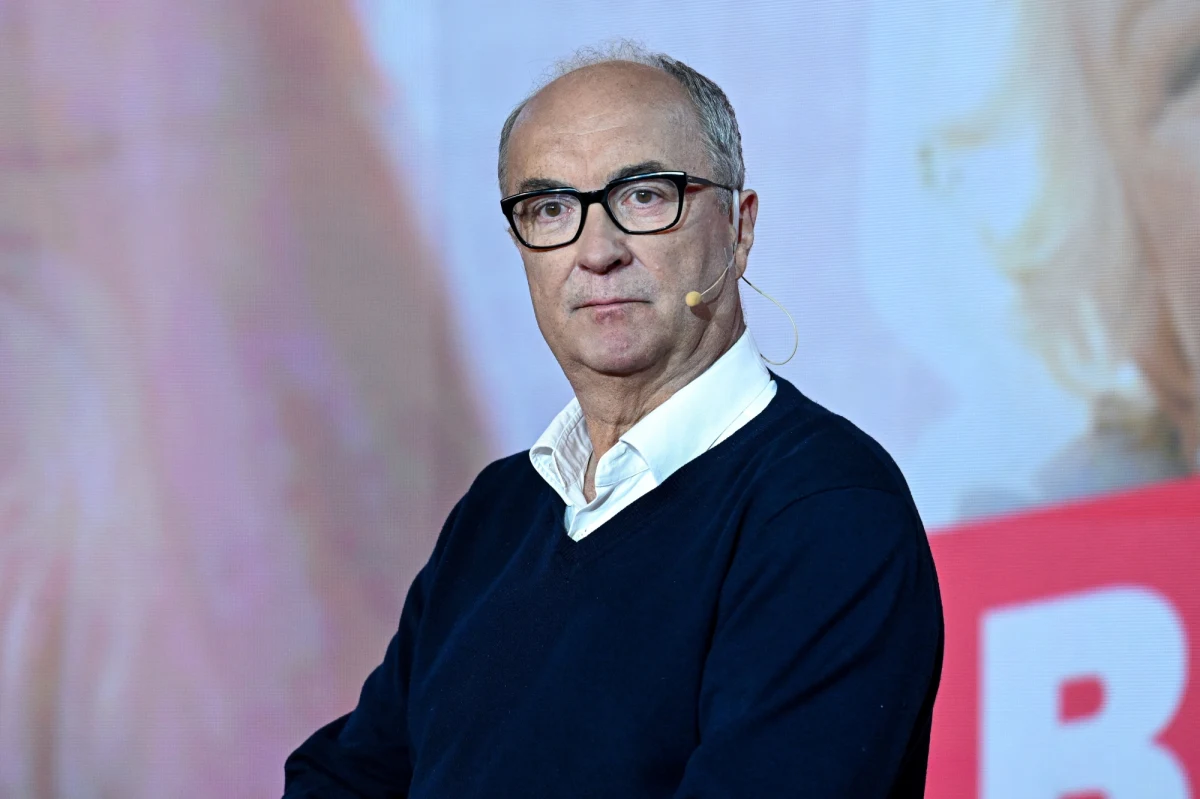 O przydziale resortów dla koalicjantów powinien informować przyszły premier, a nie formacje mają się prześcigać, kto co chce - powiedział w rozmowie z PAP współprzewodniczący Nowej Lewicy Włodzimierz Czarzasty.
