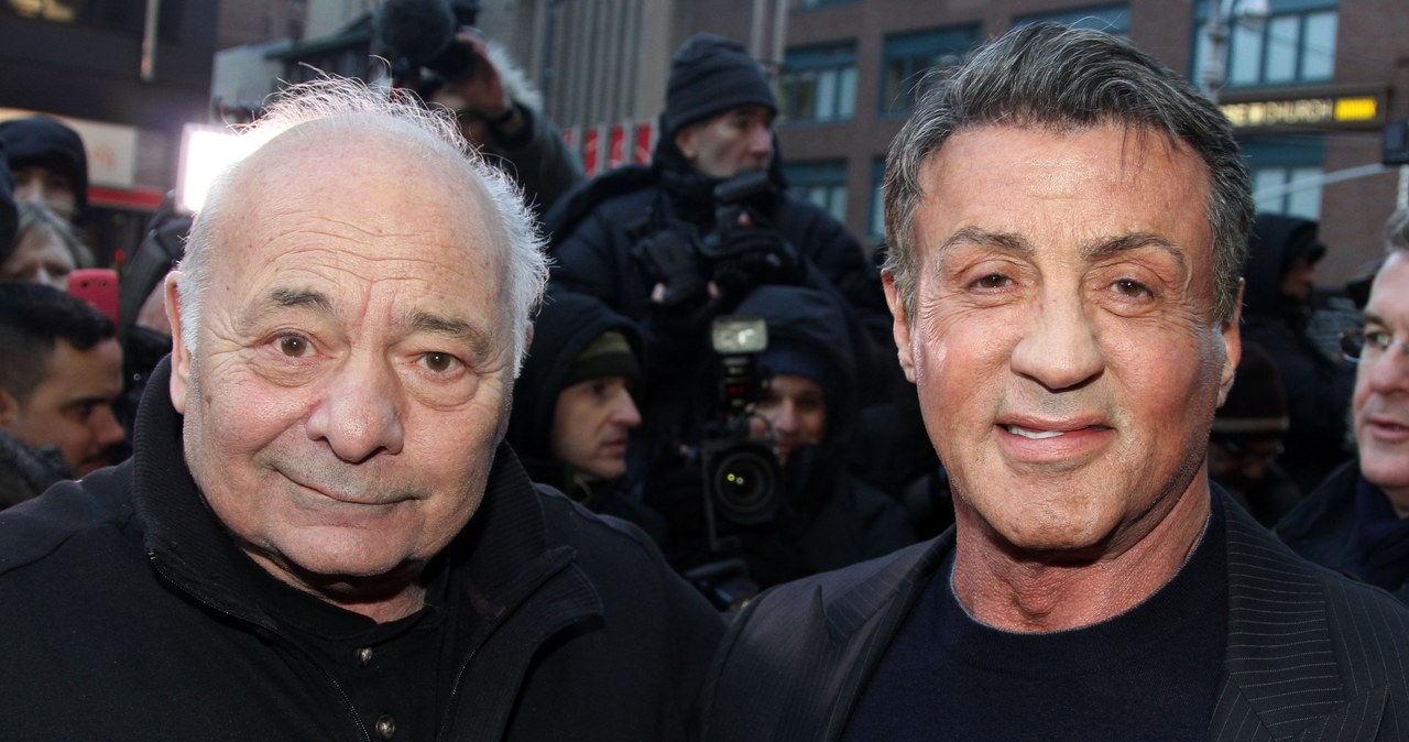 Nie żyje Burt Young, nominowany do Oscara aktor, którego widzowie znali przede wszystkim z kultowej serii "Rocky". Informację o śmierci gwiazdora wczoraj wieczorem potwierdziła jego menadżerka. Hołd przyjacielowi i bliskiemu współpracownikowi natychmiast złożył Sylvester Stallone. "Wraz z całym światem będę za tobą bardzo tęsknić" - napisał na Instagramie popularny "Sly".